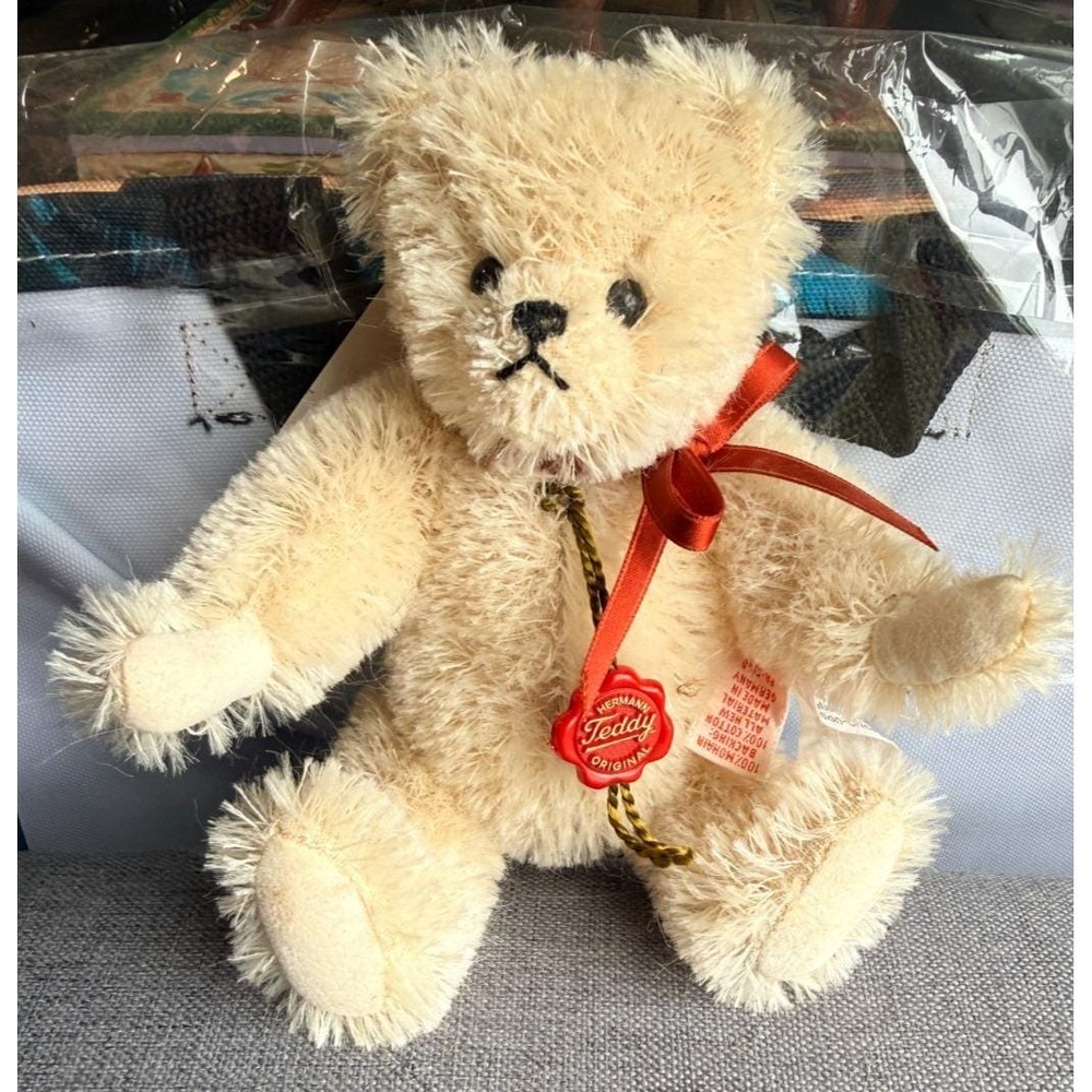 Vtg Hermann Teddy Jointed Bear Red Ribbon Seal & Paper Tag Mohair Exclusive /210